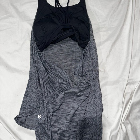 backless lululemon workout top - Picture 2 of 3